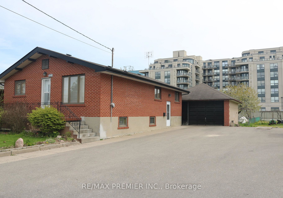 221-cocksfield-avenue-toronto-ontario-c13246950