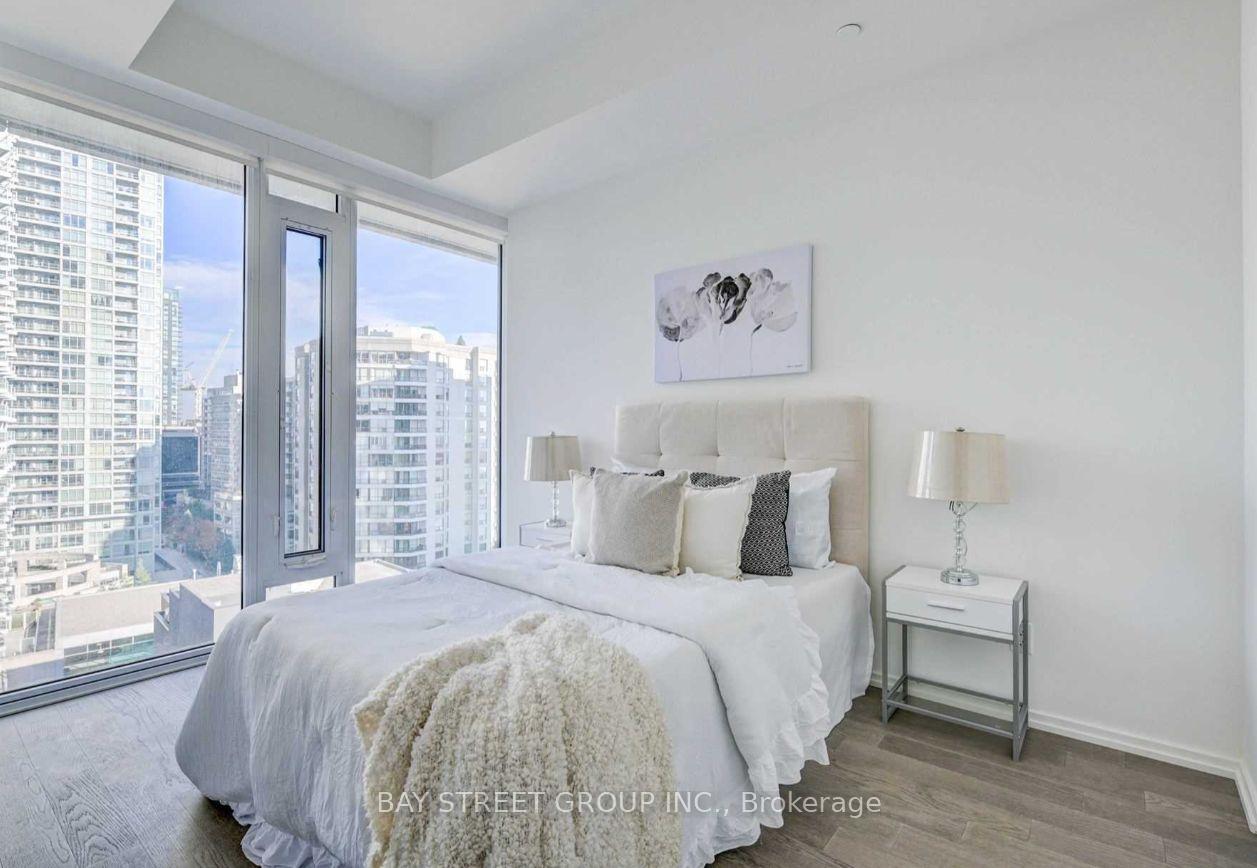 5-soudan-avenue-toronto-ontario-c13247030