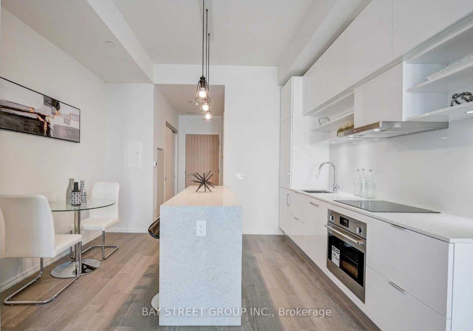 5-soudan-avenue-toronto-ontario-c13247030