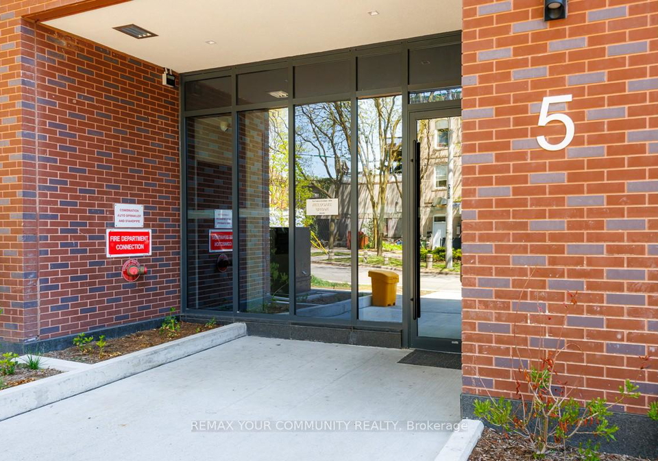 5-lakeview-avenue-toronto-ontario-c13247122