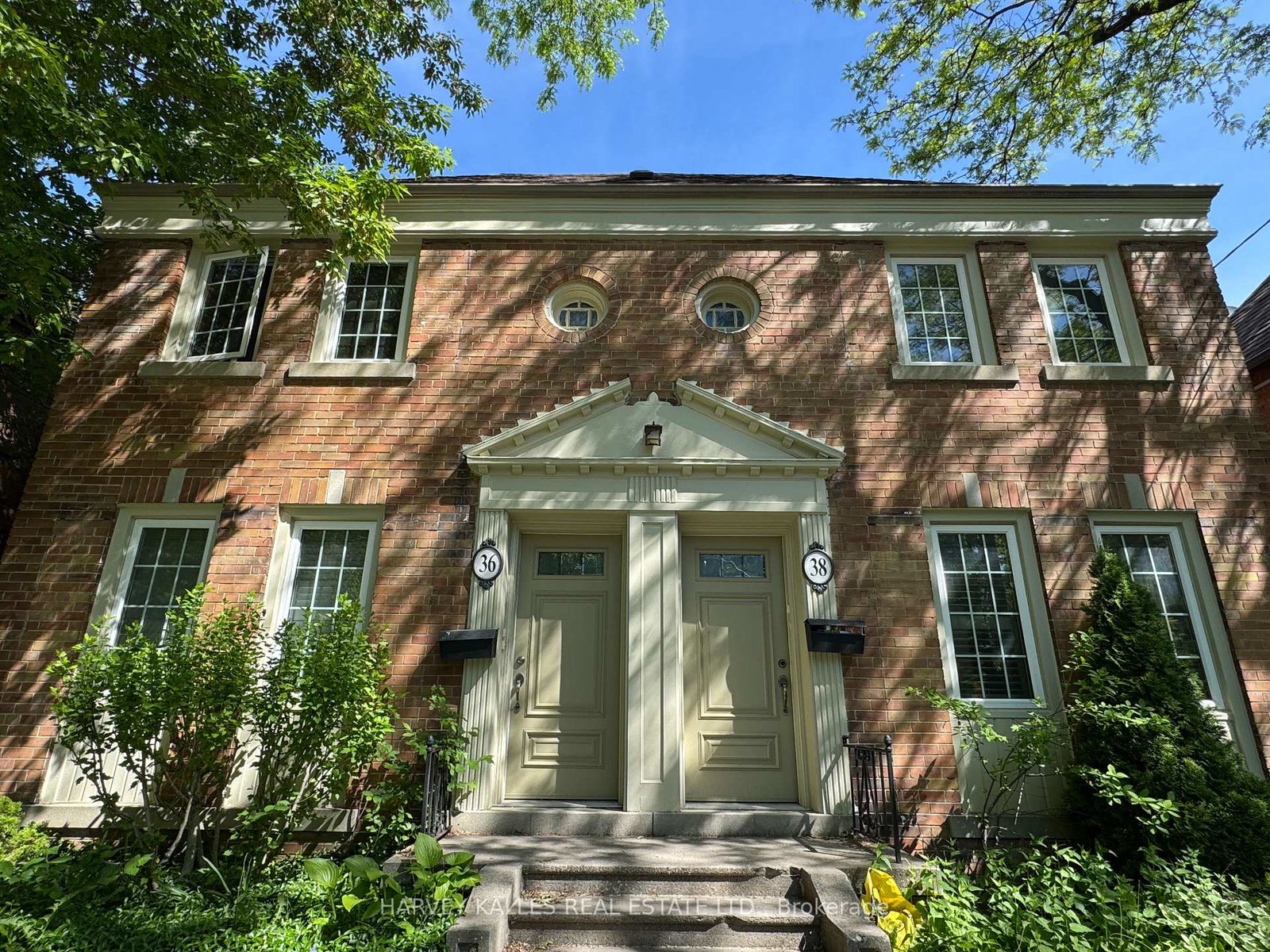 38-strathgowan-avenue-toronto-ontario-c13247354
