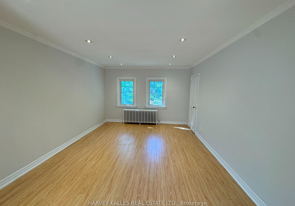 38-strathgowan-avenue-toronto-ontario-c13247354