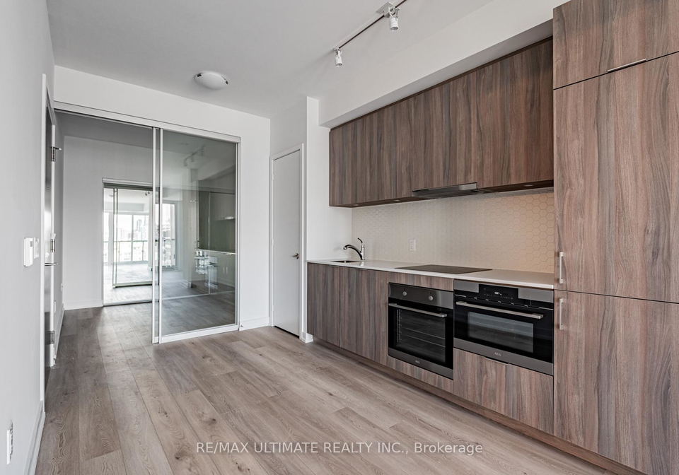 158-front-street-e-toronto-ontario-c13247582