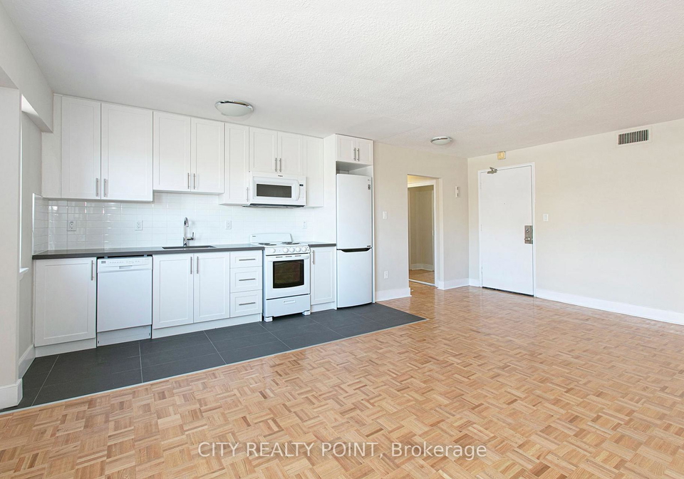 95-lawton-boulevard-toronto-ontario-c13247664