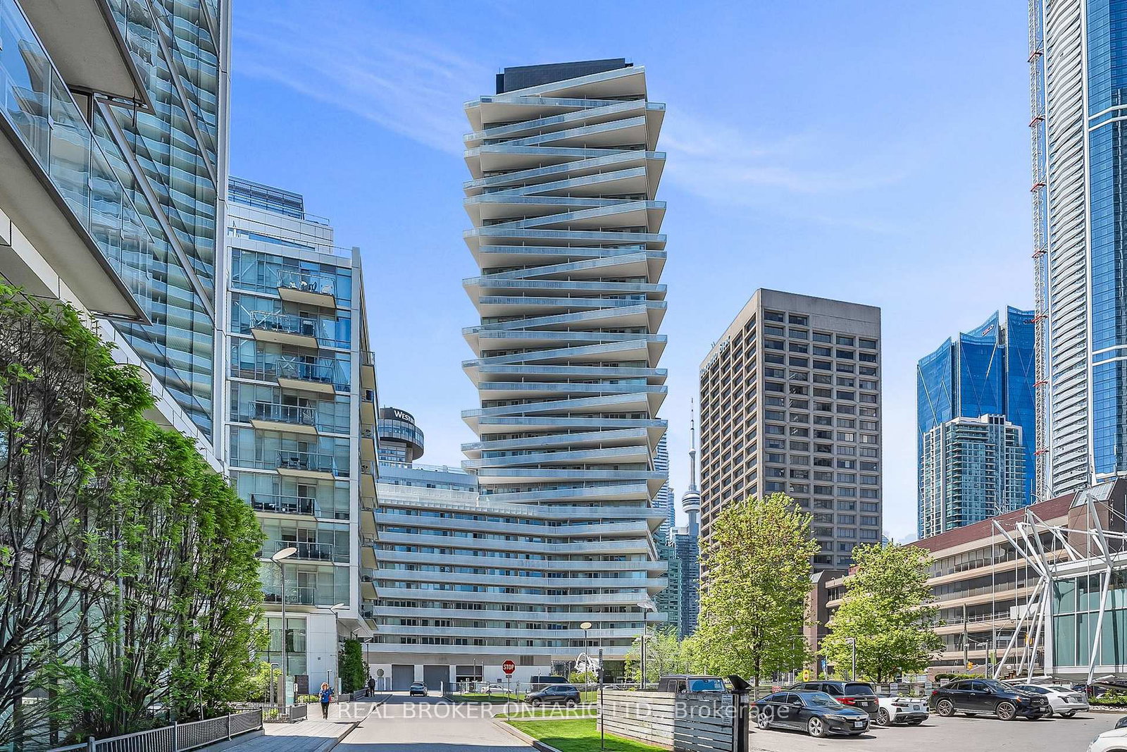 15-queens-quay-e-toronto-ontario-c13247726