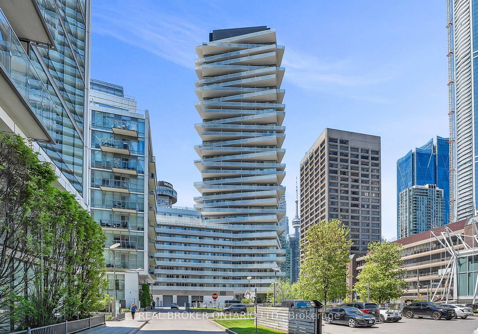 15-queens-quay-e-toronto-ontario-c13247726