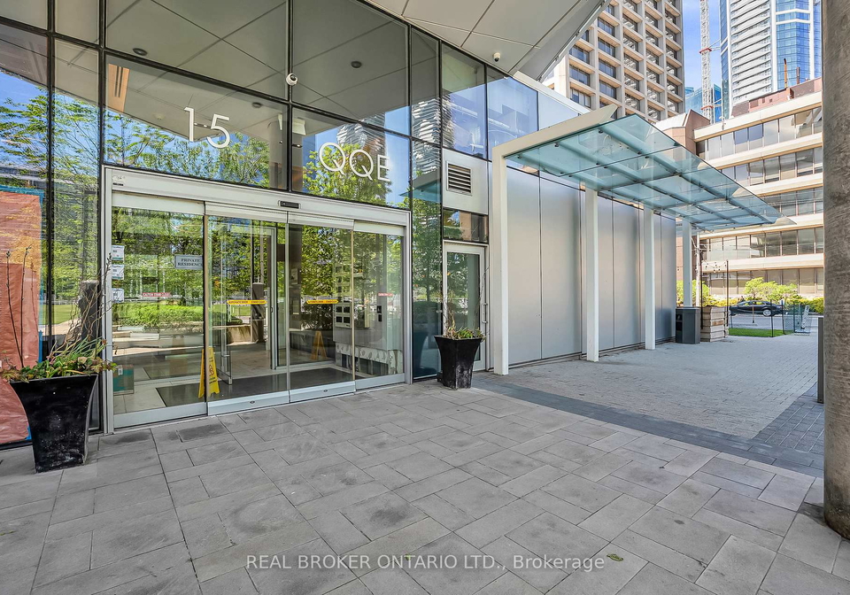 15-queens-quay-e-toronto-ontario-c13247726