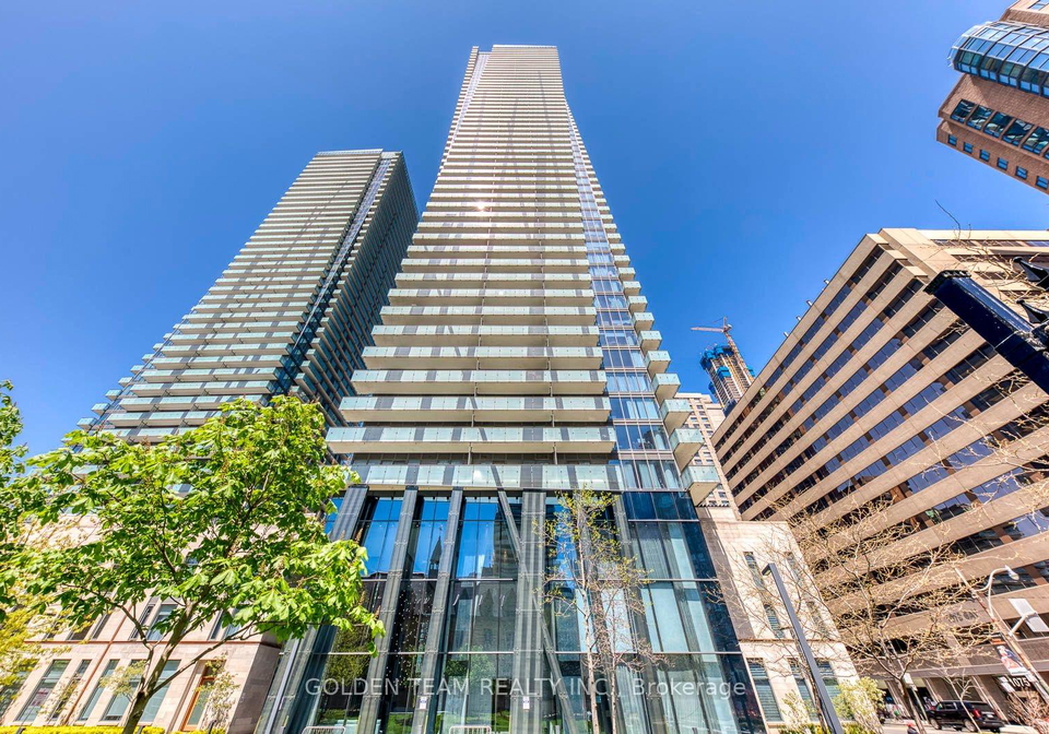 1080-bay-street-toronto-ontario-c13247798