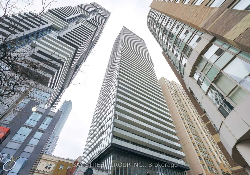 15-grenville-street-toronto-ontario-c13247976