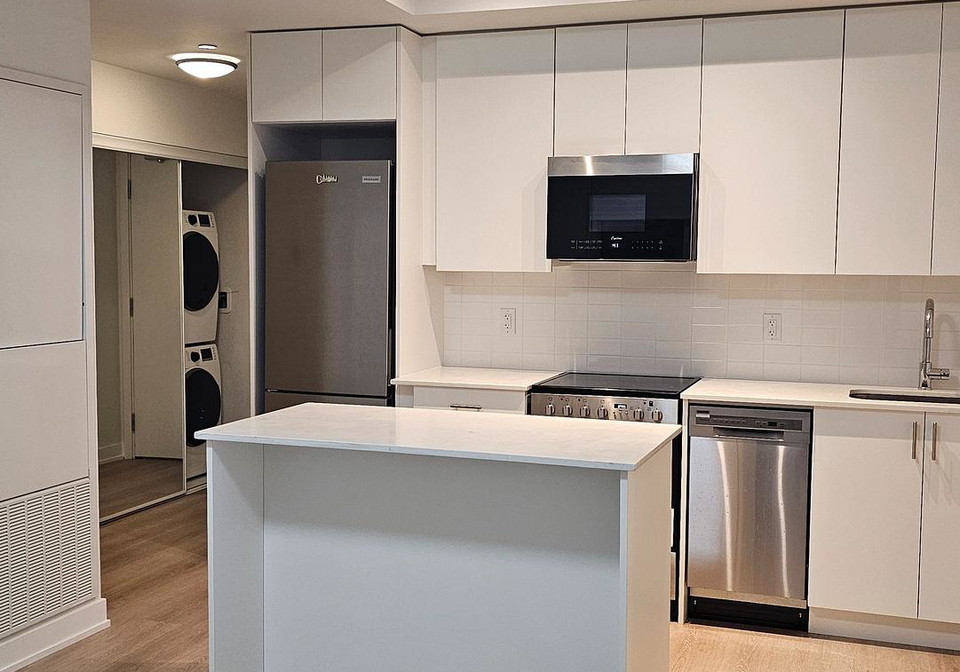 15-ellerslie-avenue-toronto-ontario-c13248362