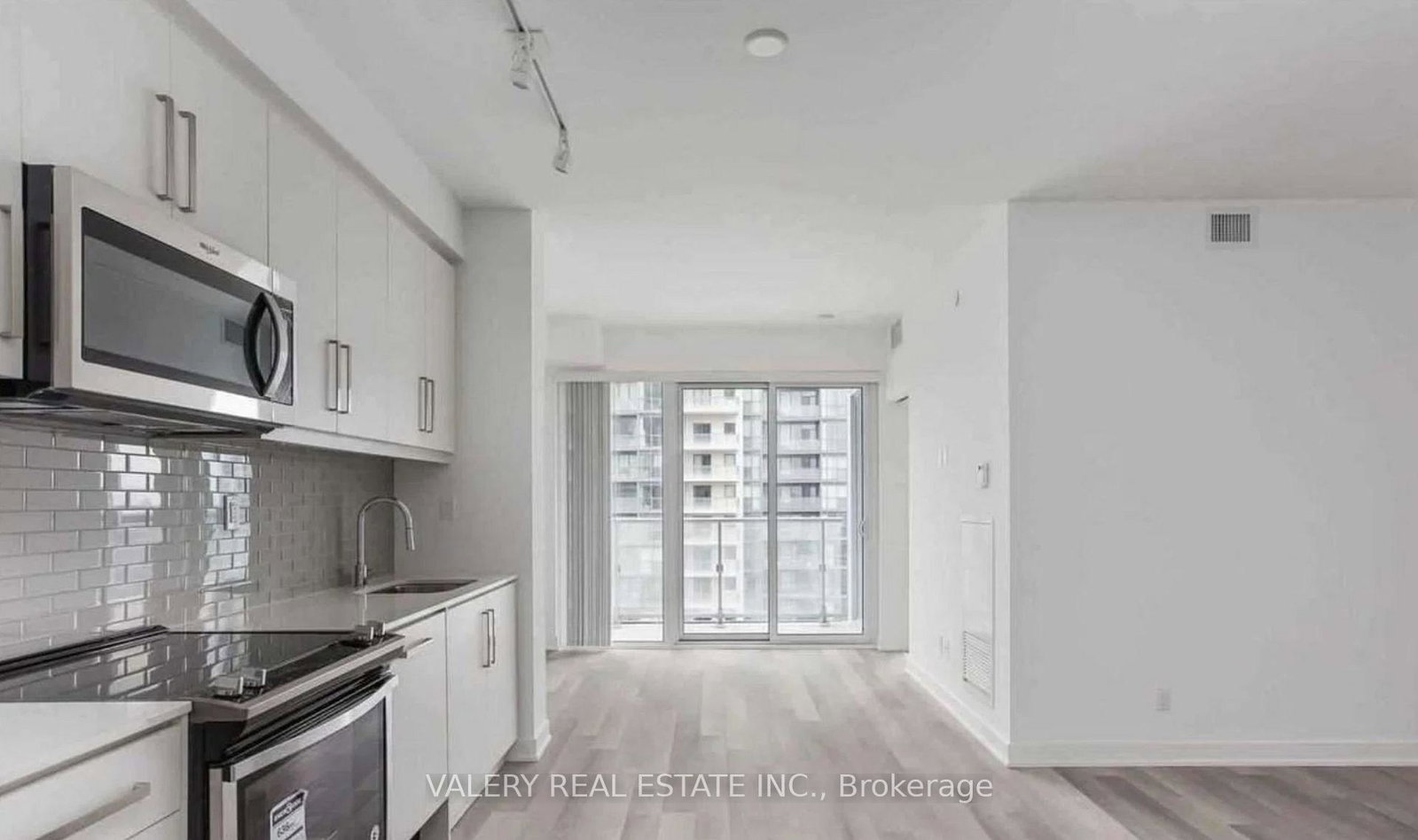 5180-yonge-street-toronto-ontario-c13248606