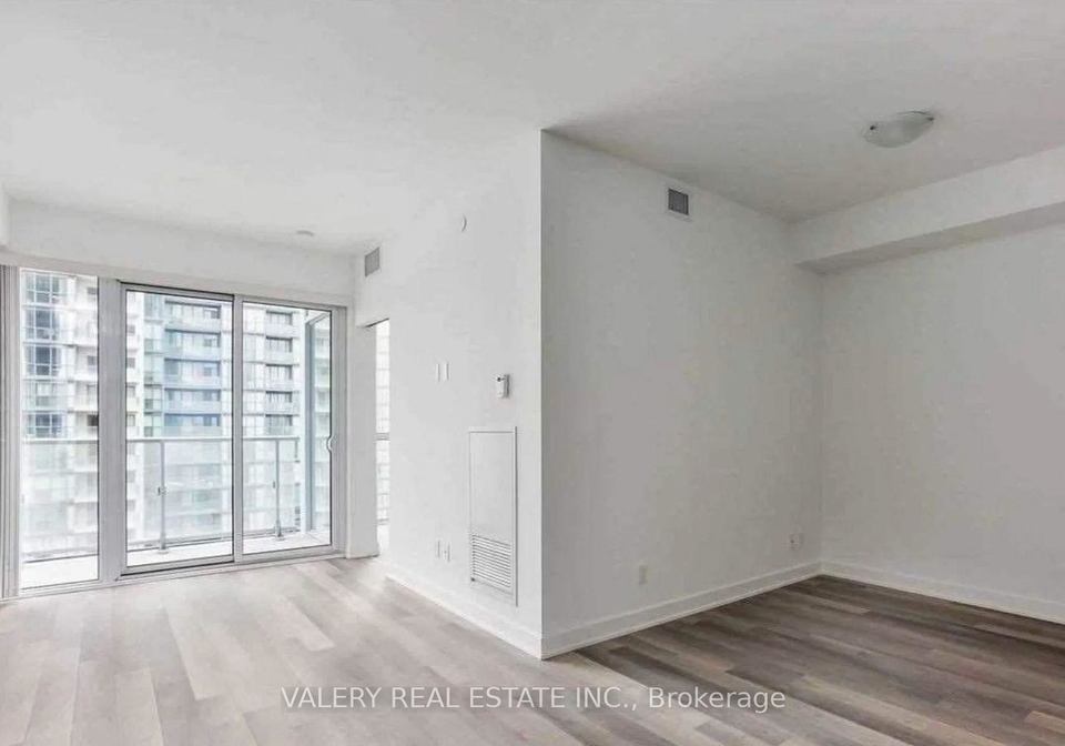 5180-yonge-street-toronto-ontario-c13248606