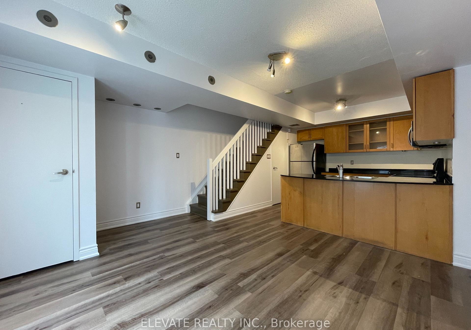 42-western-battery-road-toronto-ontario-c13248760