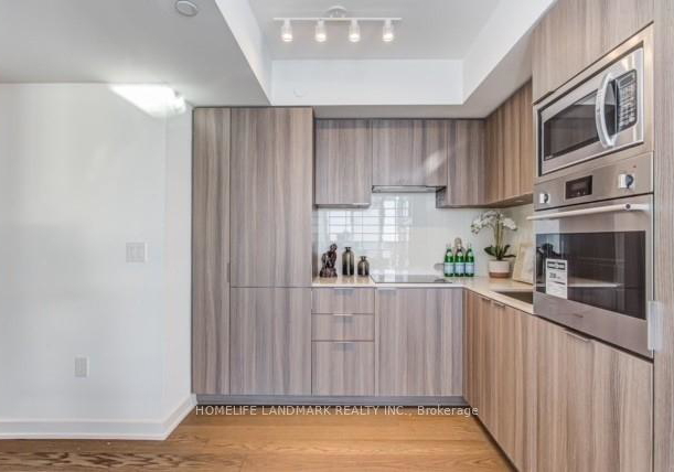 11-wellesley-street-w-toronto-ontario-c13248890