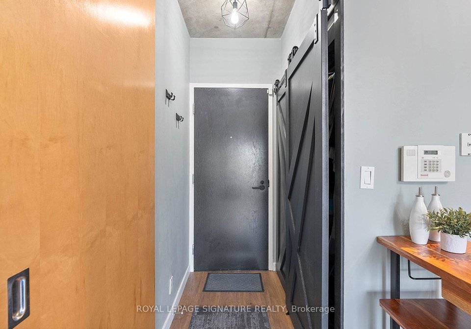 1-shaw-street-toronto-ontario-c13249504