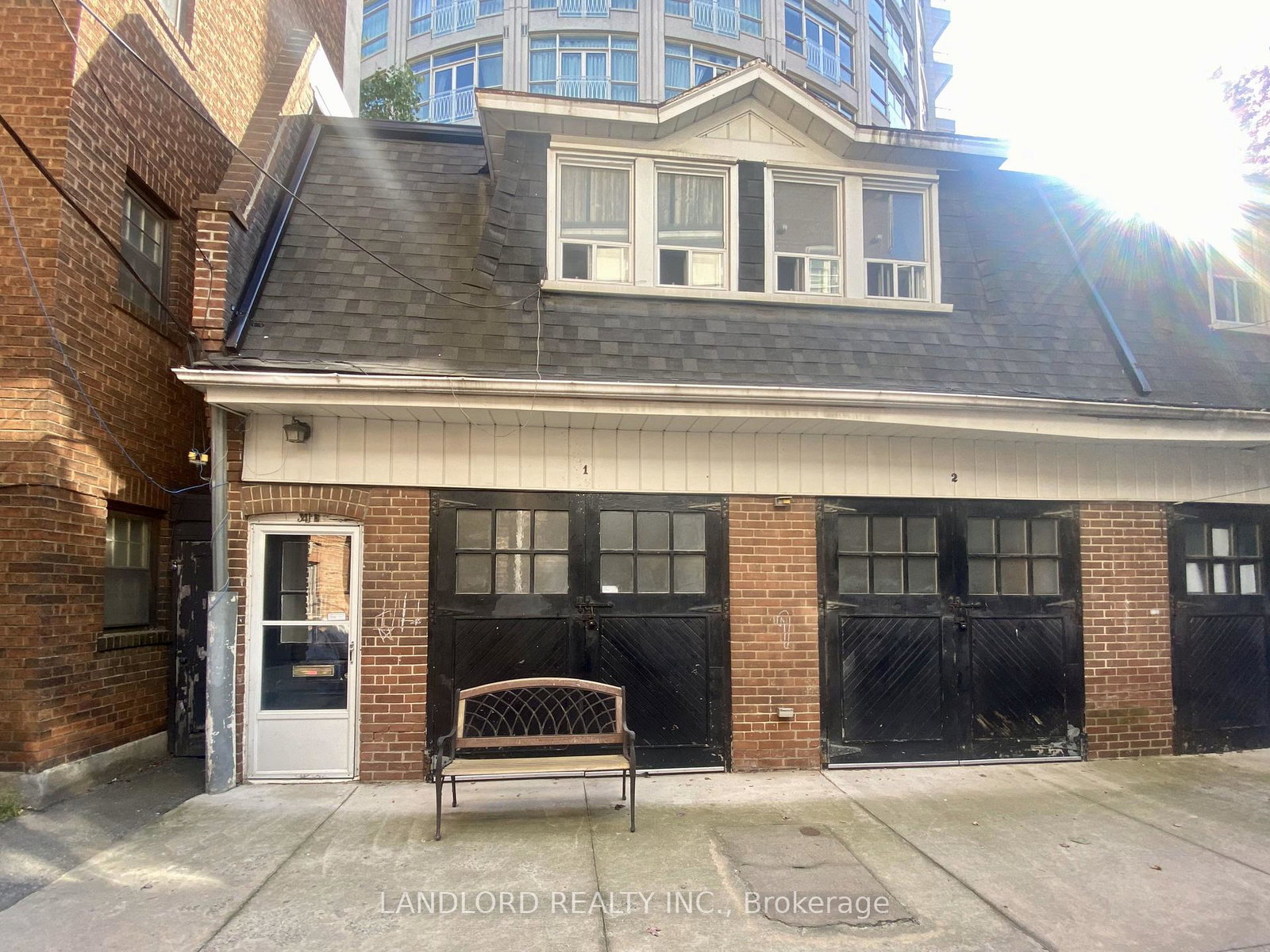 341-st-clair-avenue-w-toronto-ontario-c13249528