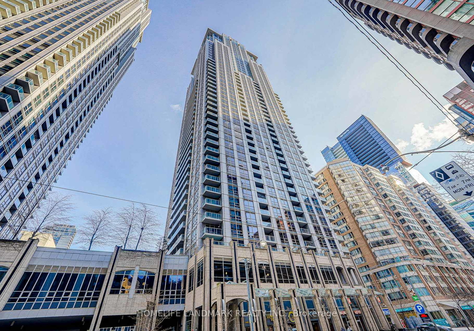 761-bay-street-toronto-ontario-c13250404