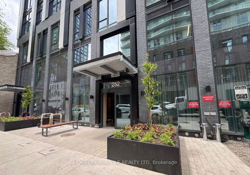 252-church-street-toronto-ontario-c13251680