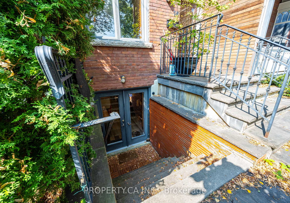 14-bellwoods-avenue-toronto-ontario-c13253176