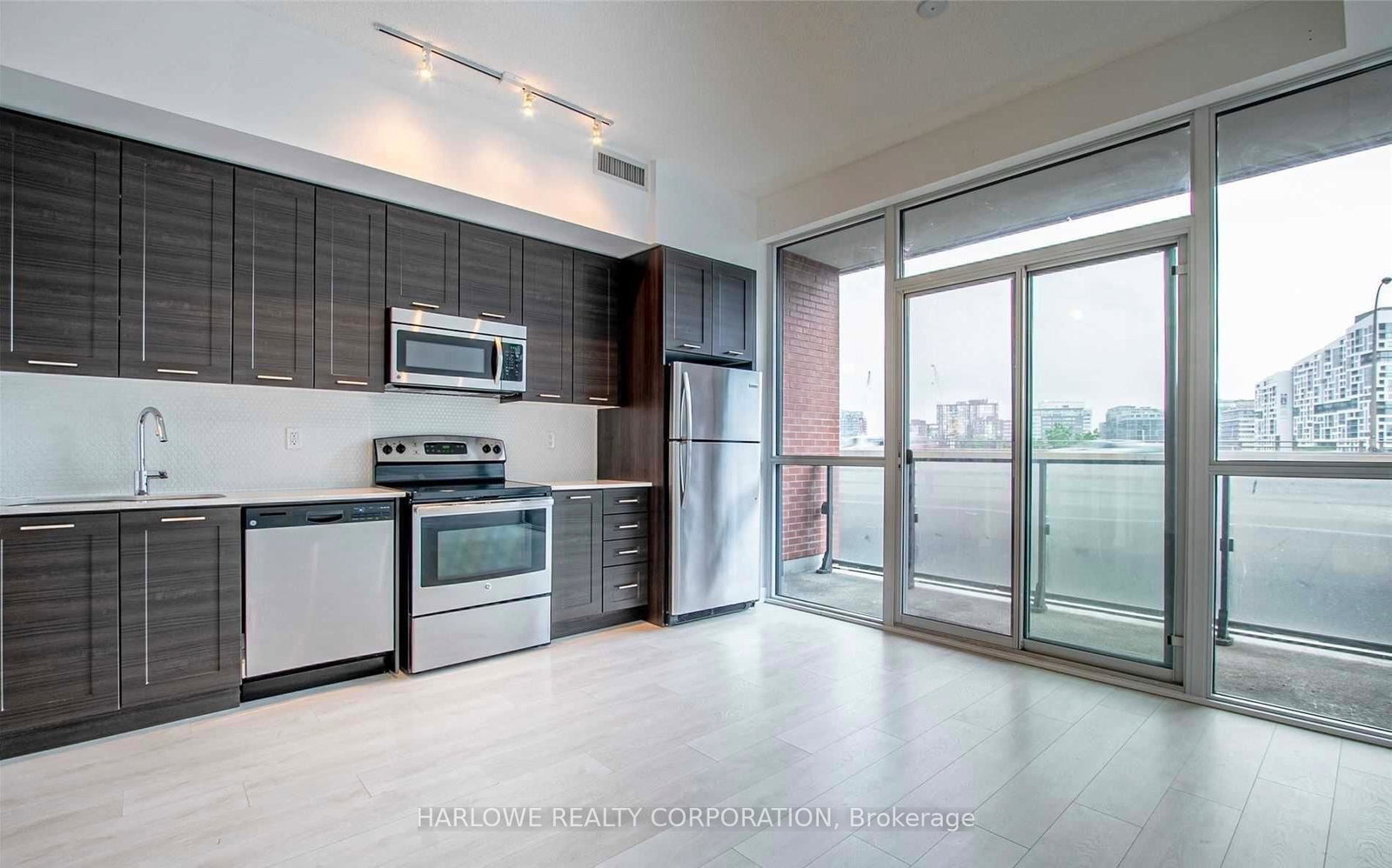 50-bruyeres-mews-toronto-ontario-c13257840
