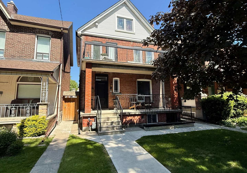 331-st-clarens-avenue-toronto-ontario-c13258970