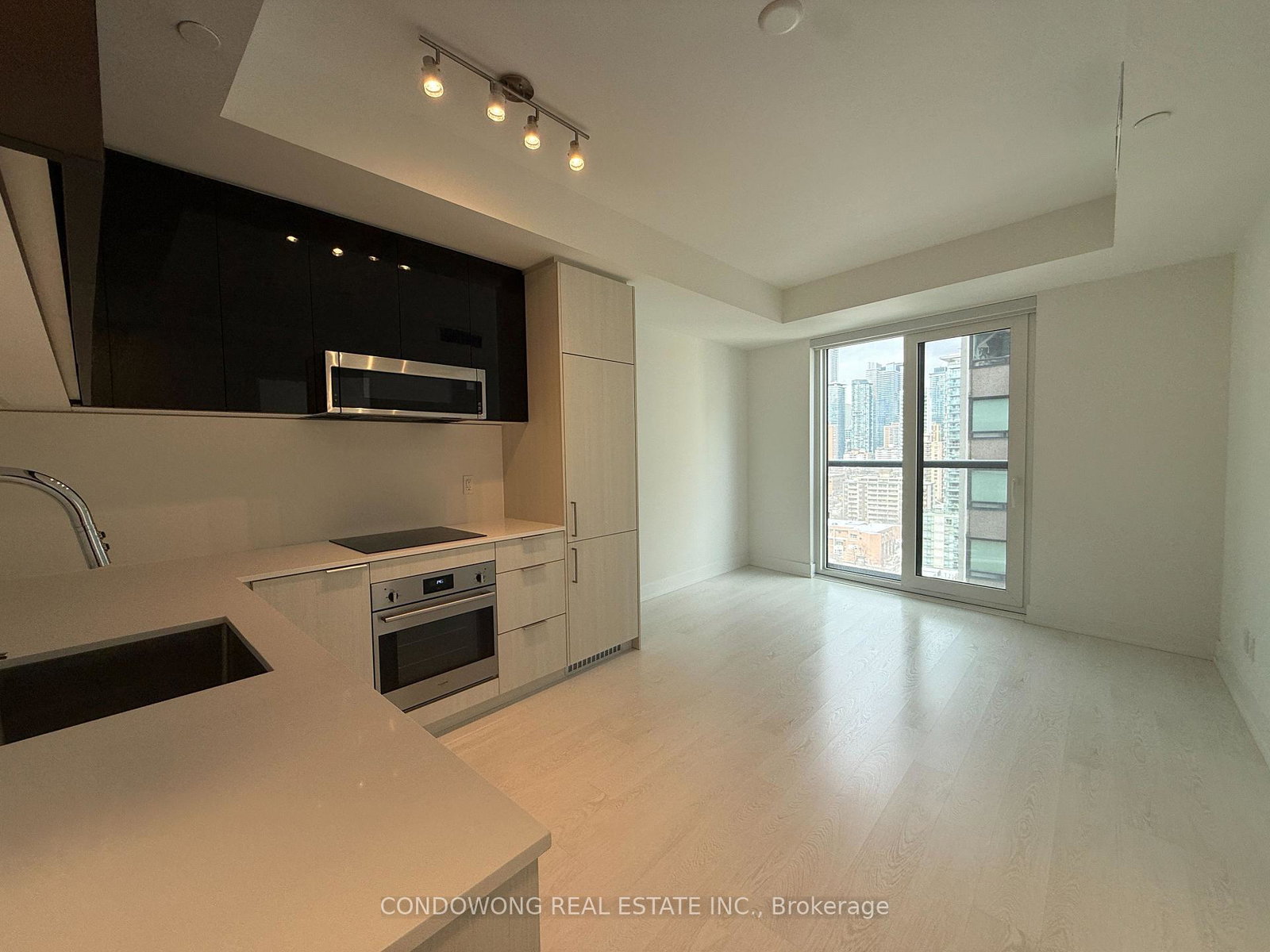 308-jarvis-street-toronto-ontario-c13259426