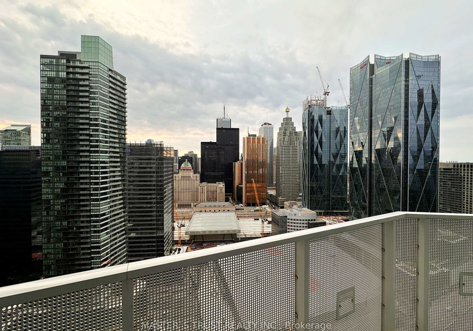 88-harbour-street-toronto-ontario-c13259430