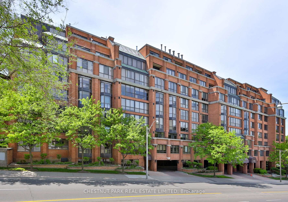 2900-yonge-street-toronto-ontario-c13259444