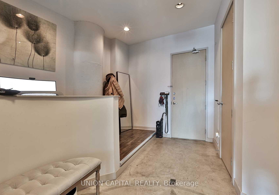 155-dalhousie-street-toronto-ontario-c13264482