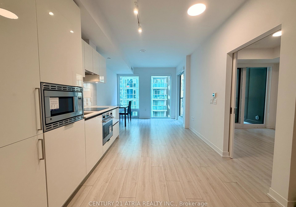 121-st-patrick-street-toronto-ontario-c13265772