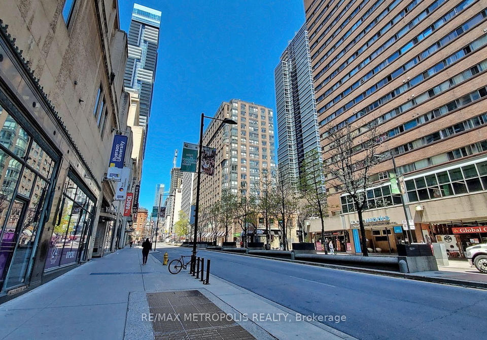 7-carlton-street-toronto-ontario-c13268536