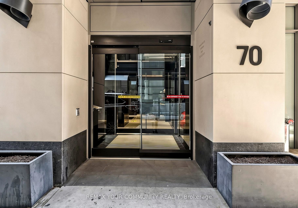 70-temperance-street-toronto-ontario-c13269312