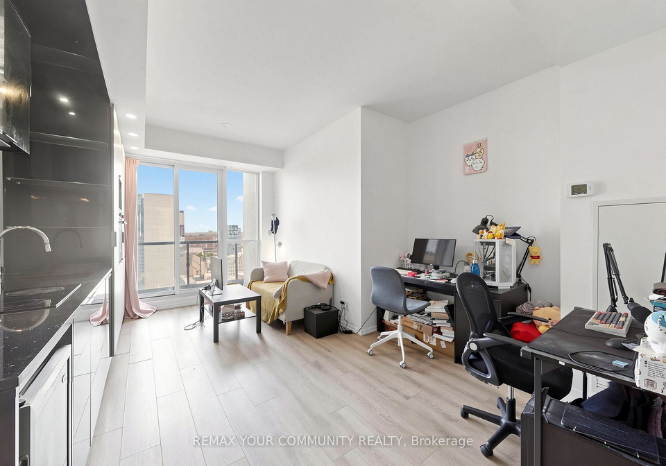 70-temperance-street-toronto-ontario-c13269312