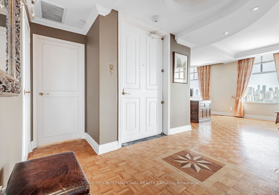 423-avenue-road-toronto-ontario-c13270666