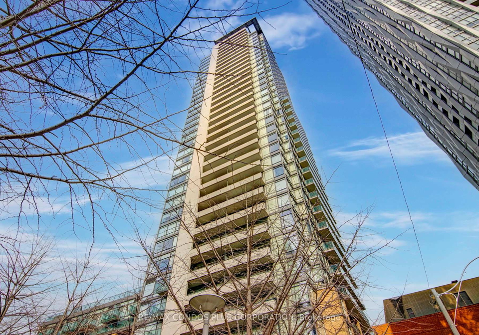 18-yorkville-avenue-toronto-ontario-c13275240