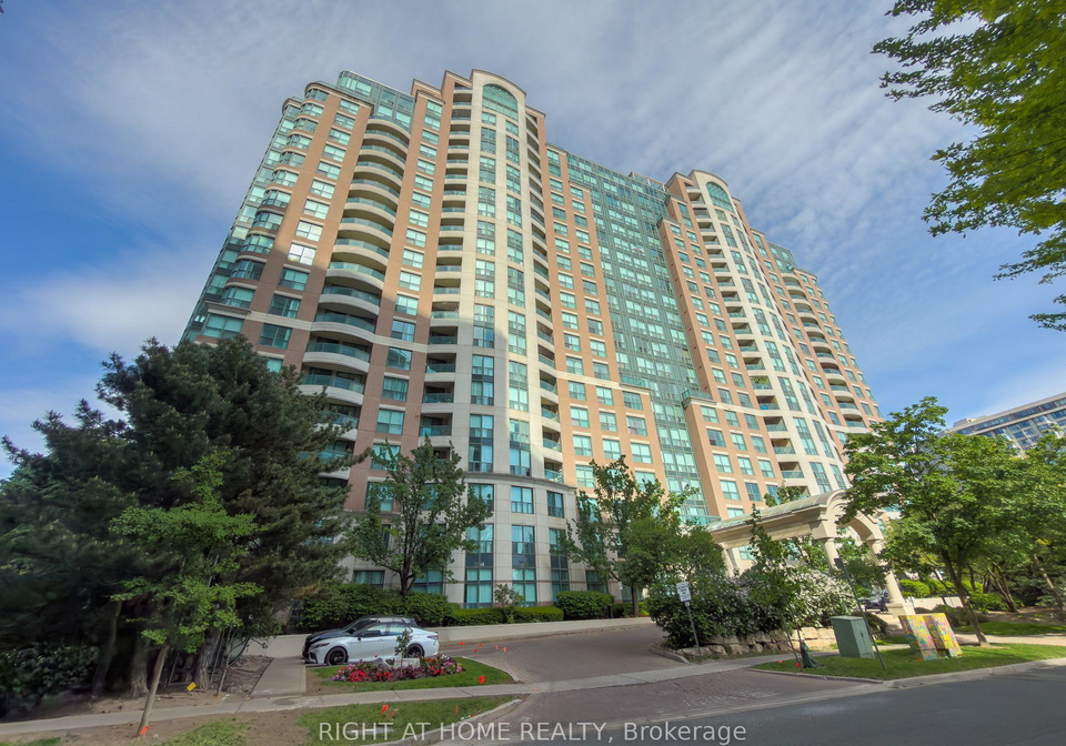 23-lorraine-drive-toronto-ontario-c13281226