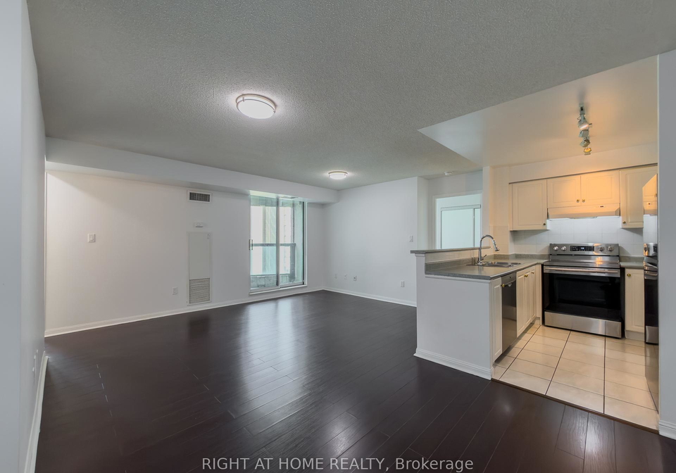 23-lorraine-drive-toronto-ontario-c13281226