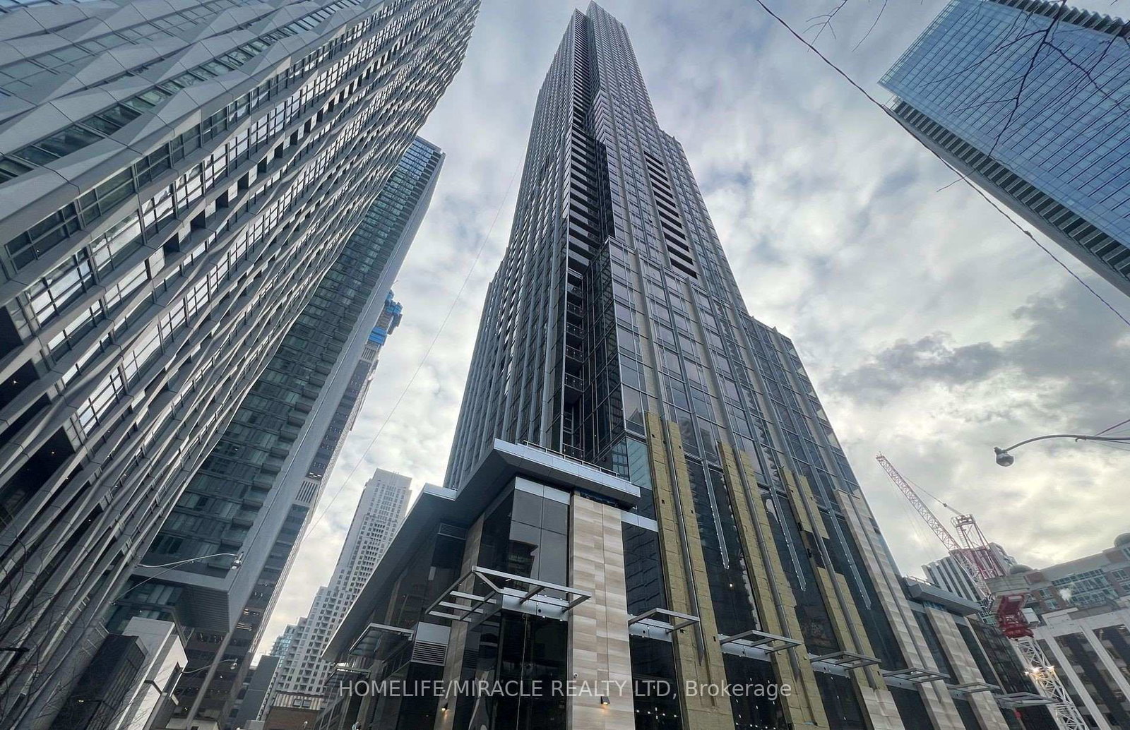 11-yorkville-avenue-toronto-ontario-c13291398