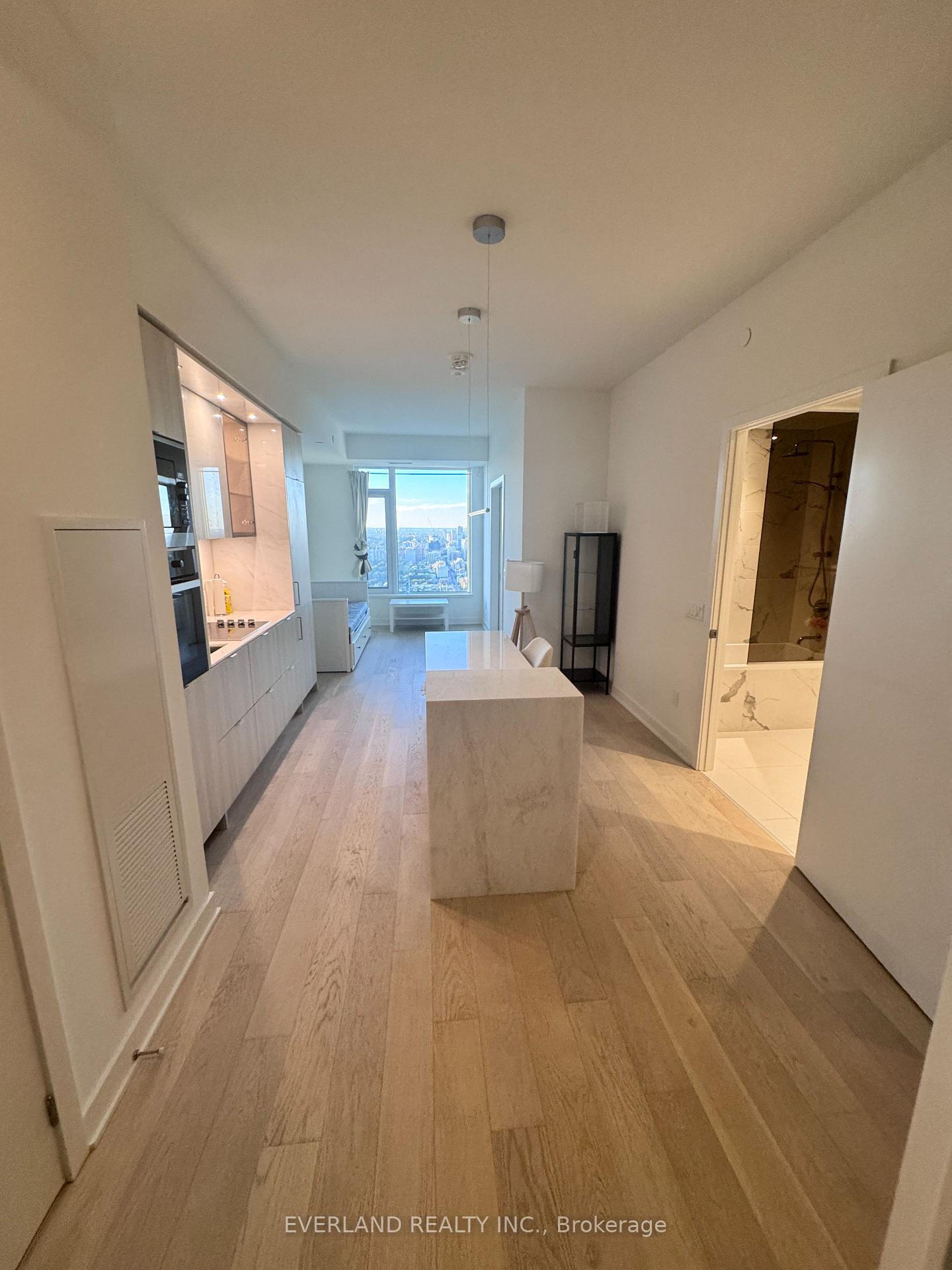 11-yorkville-avenue-toronto-ontario-c13299338