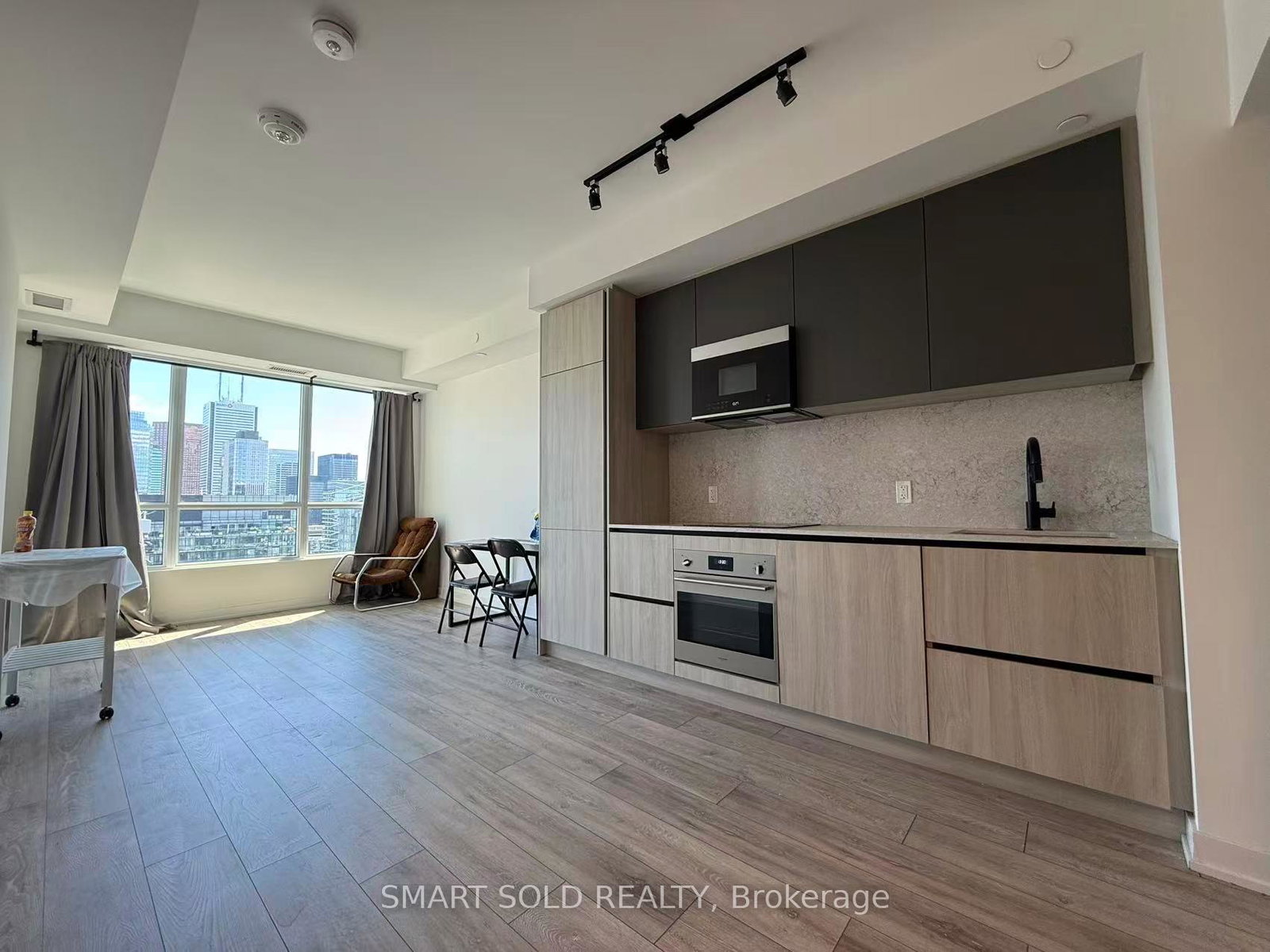 108-peter-street-toronto-ontario-c13300350
