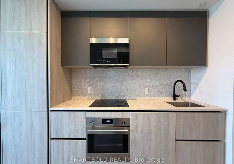 108-peter-street-toronto-ontario-c13300350