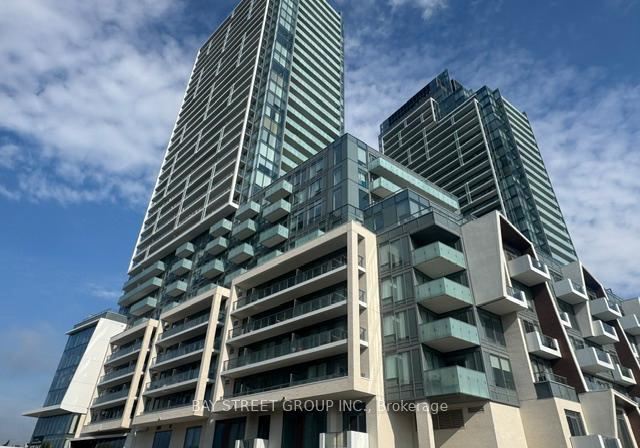 8-olympic-garden-drive-s-north-york-ontario-c13303784