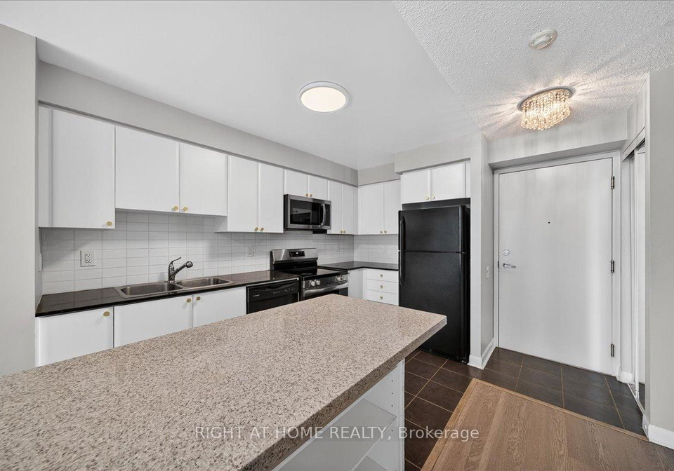 525-wilson-avenue-toronto-ontario-c13305738