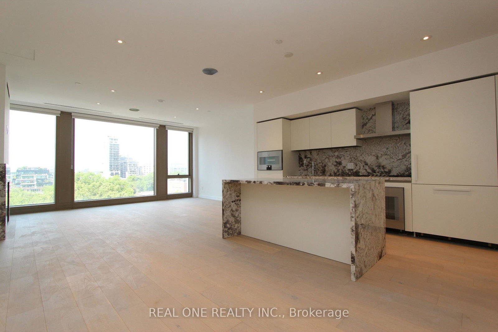 1315-bay-street-toronto-ontario-c13324646