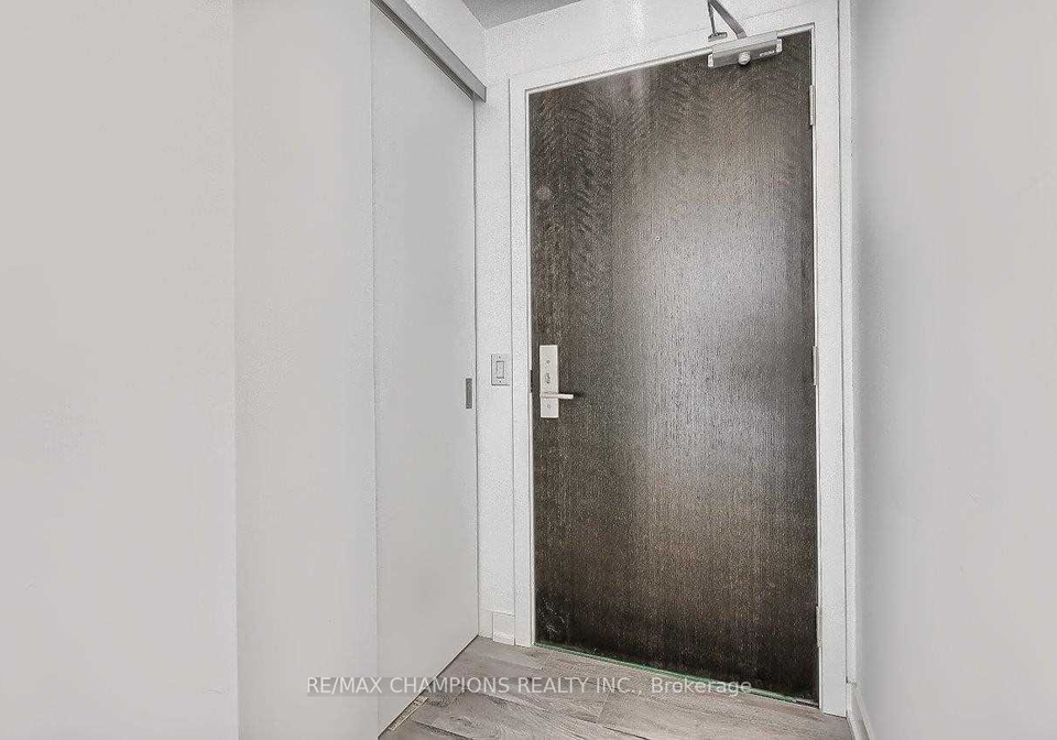 55-ontario-street-toronto-ontario-c13329792