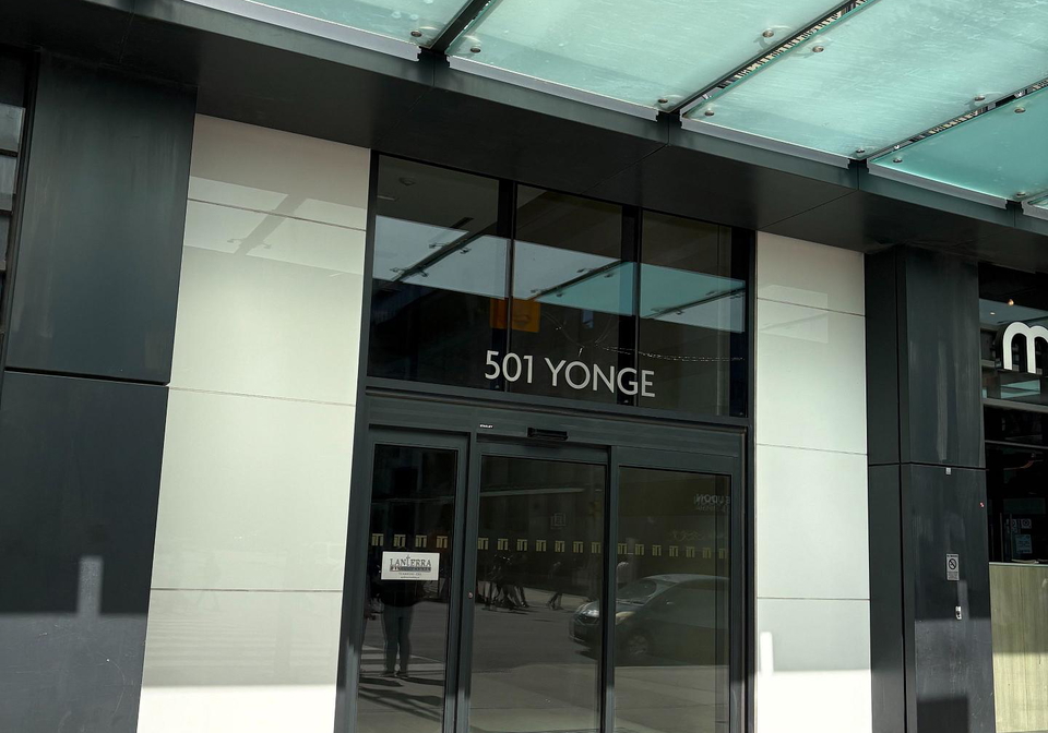 501-yonge-street-toronto-ontario-c13331566