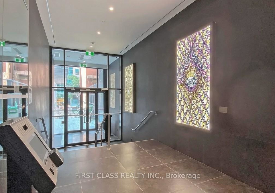 25-richmond-street-e-toronto-ontario-c13333052