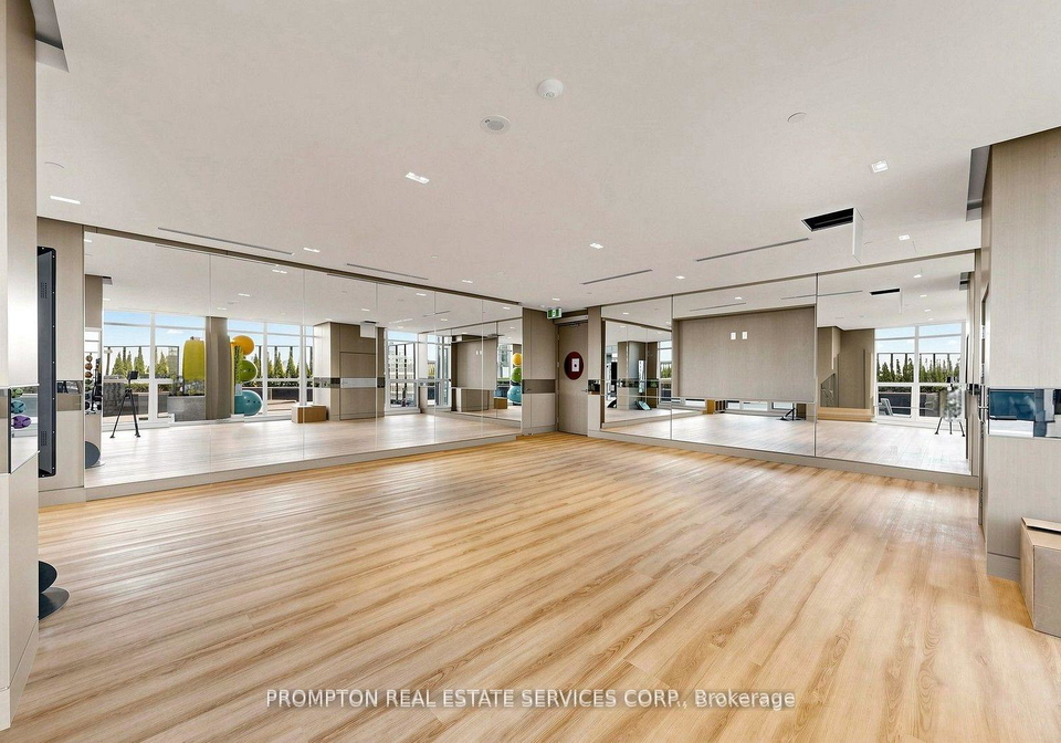 68-esther-shiner-boulevard-north-york-ontario-c13343364