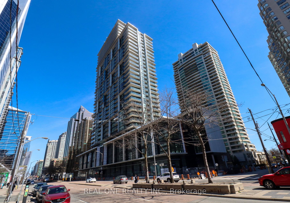 4955-yonge-street-north-york-ontario-c13345516