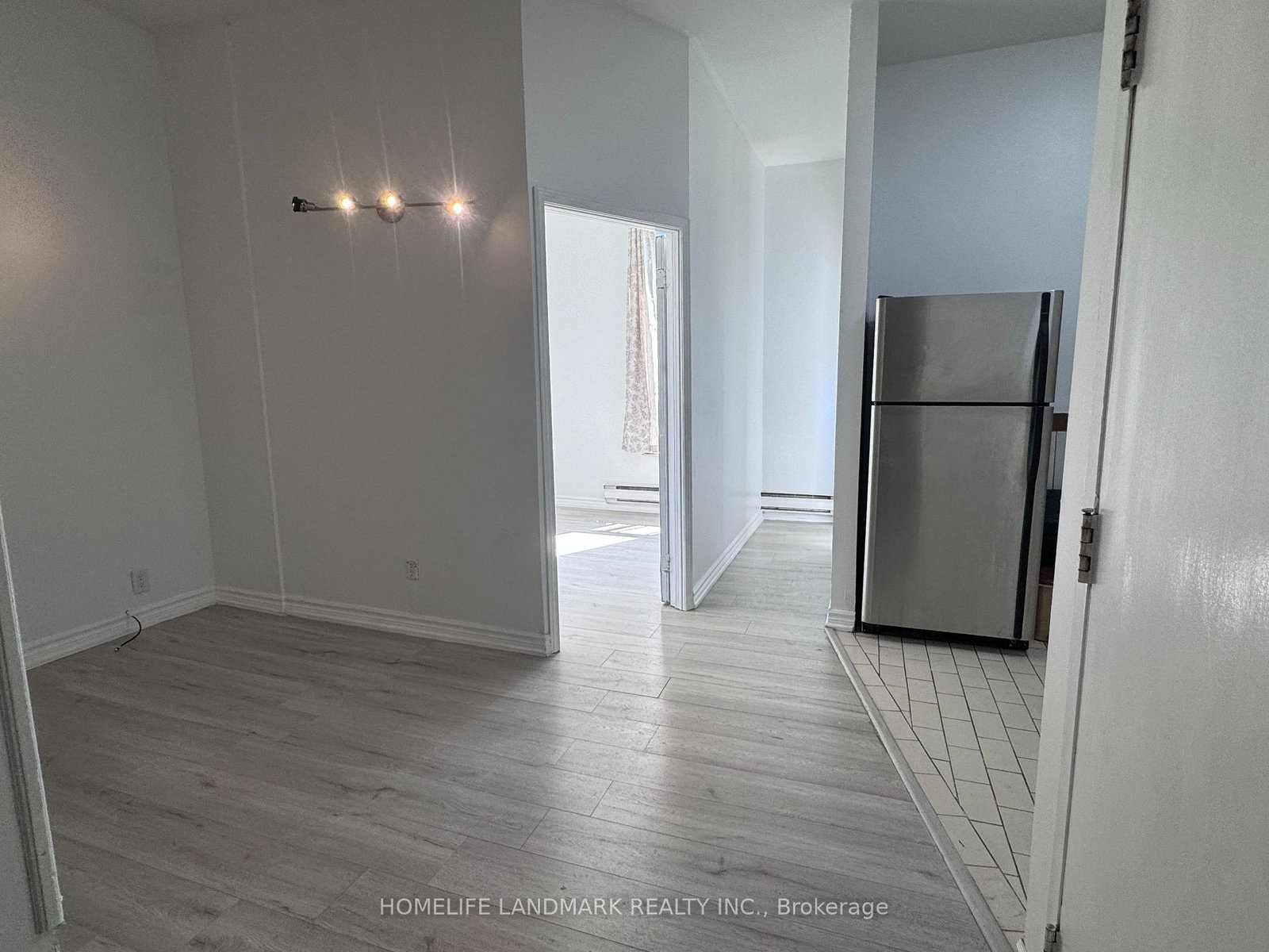 450-spadina-avenue-toronto-ontario-c13410106